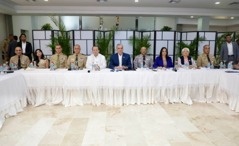 Abinader refuerza el Plan de Seguridad Ciudadana ante creciente ambiente de inseguridad