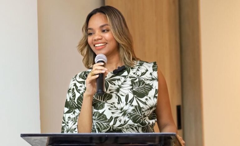 Angelina Jose, la cara de la juventud del PRM en la Provincia Santo Domingo