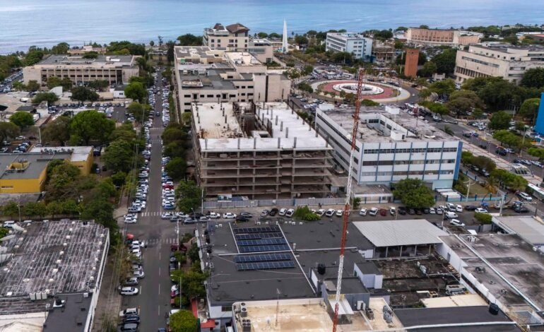 ¡SANTO DOMINGO SECUESTRADA POR LOS PARQUEOS!
