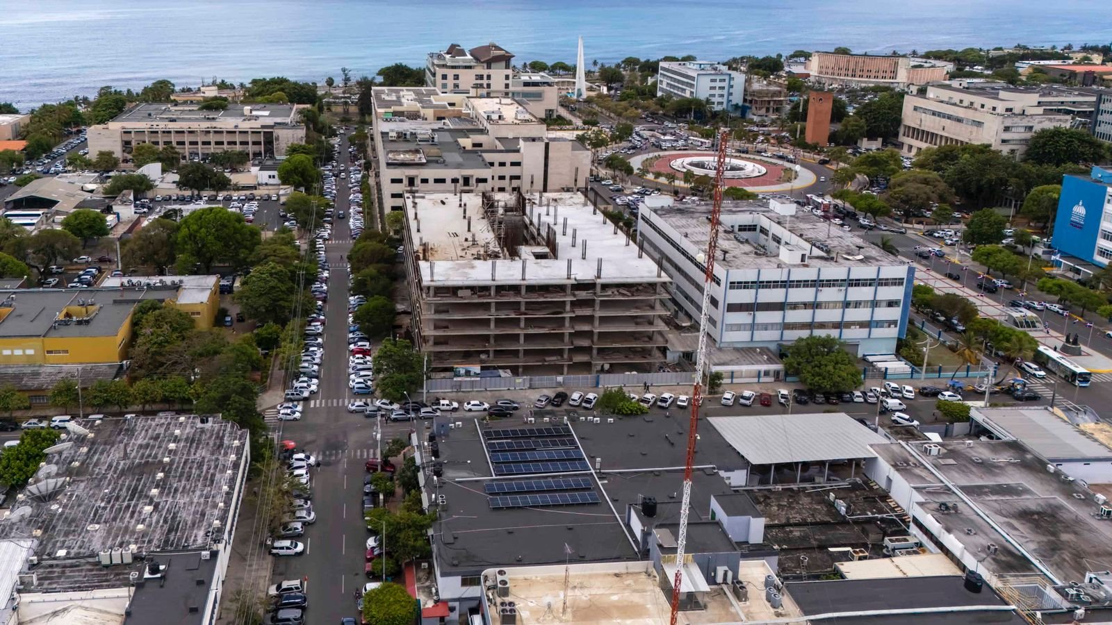 ¡SANTO DOMINGO SECUESTRADA POR LOS PARQUEOS!