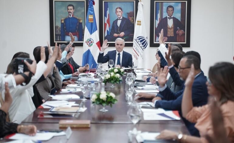 Luis Miguel De Camps impulsa Estrategia Nacional de Educación Digital para modernizar el sistema educativo