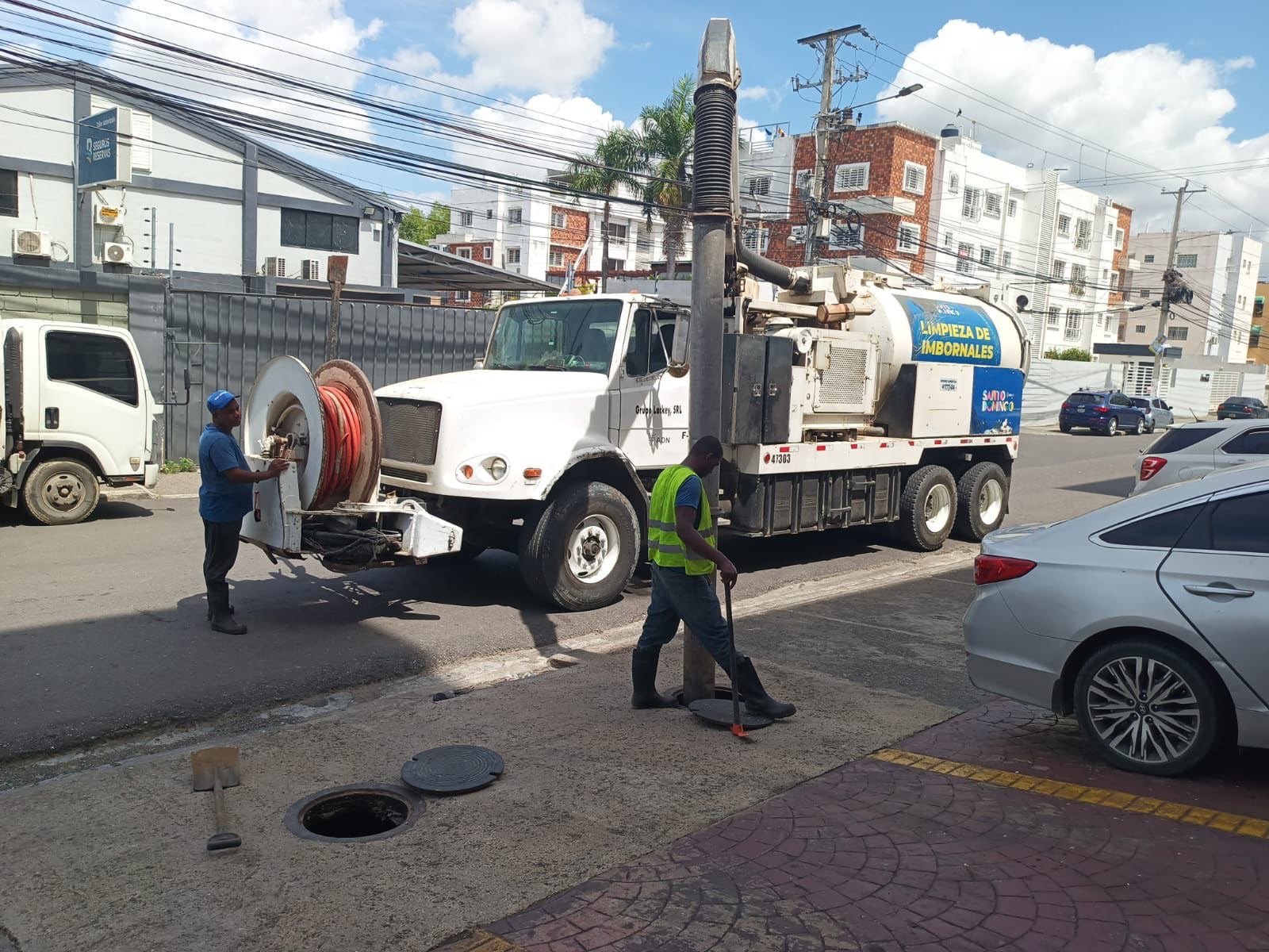 Alcaldía del DN mantiene poda y limpieza preventiva para mitigar posibles efectos de lluvias
