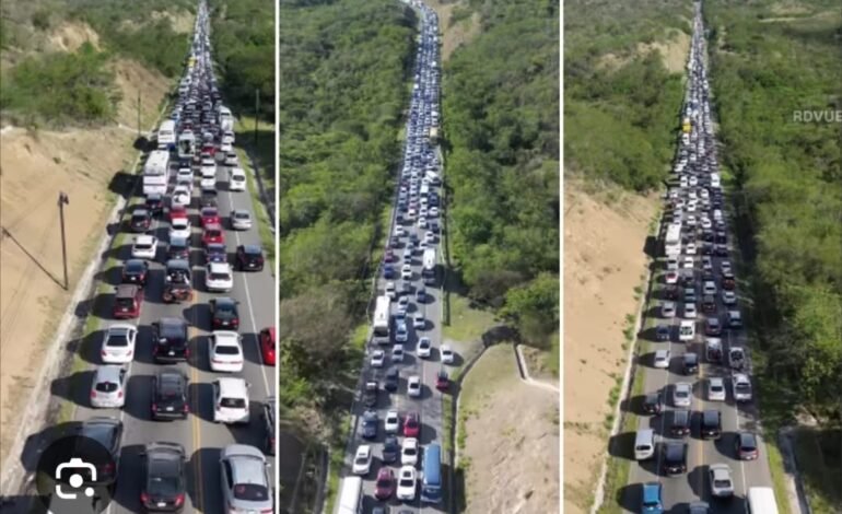 EL PAIS SE FUE DE VACACIONES