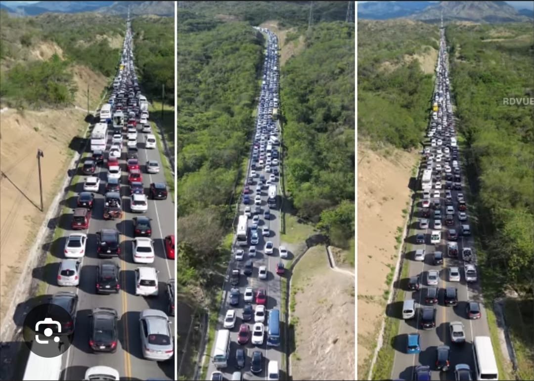 EL PAIS SE FUE DE VACACIONES