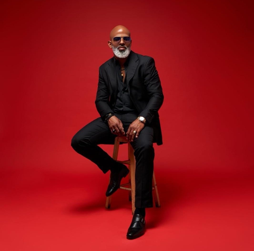 Yhaziel Sleizak lanza la emotiva bachata “Amor de Madre”Una canción que toca el alma y promete convertirse en tradición.