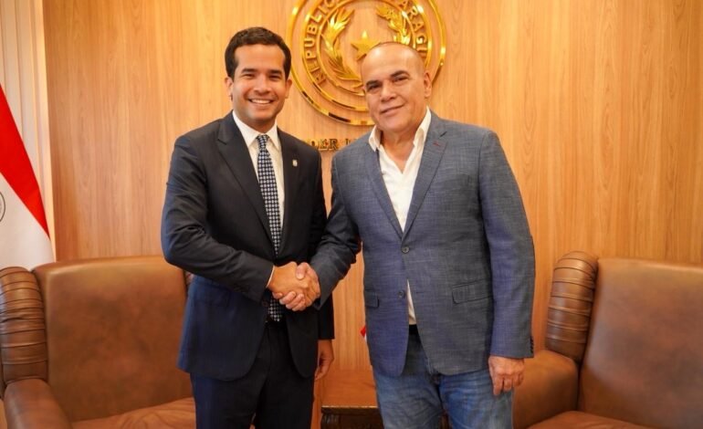 Omar Fernández fortalece vínculos entre RD y Paraguay en encuentro con presidente del Senado