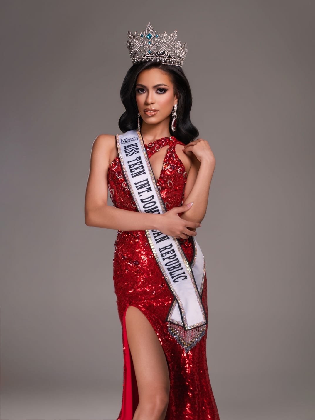 Jailyn Peralta representará a la República Dominicana en Miss Teen International 2026 en India