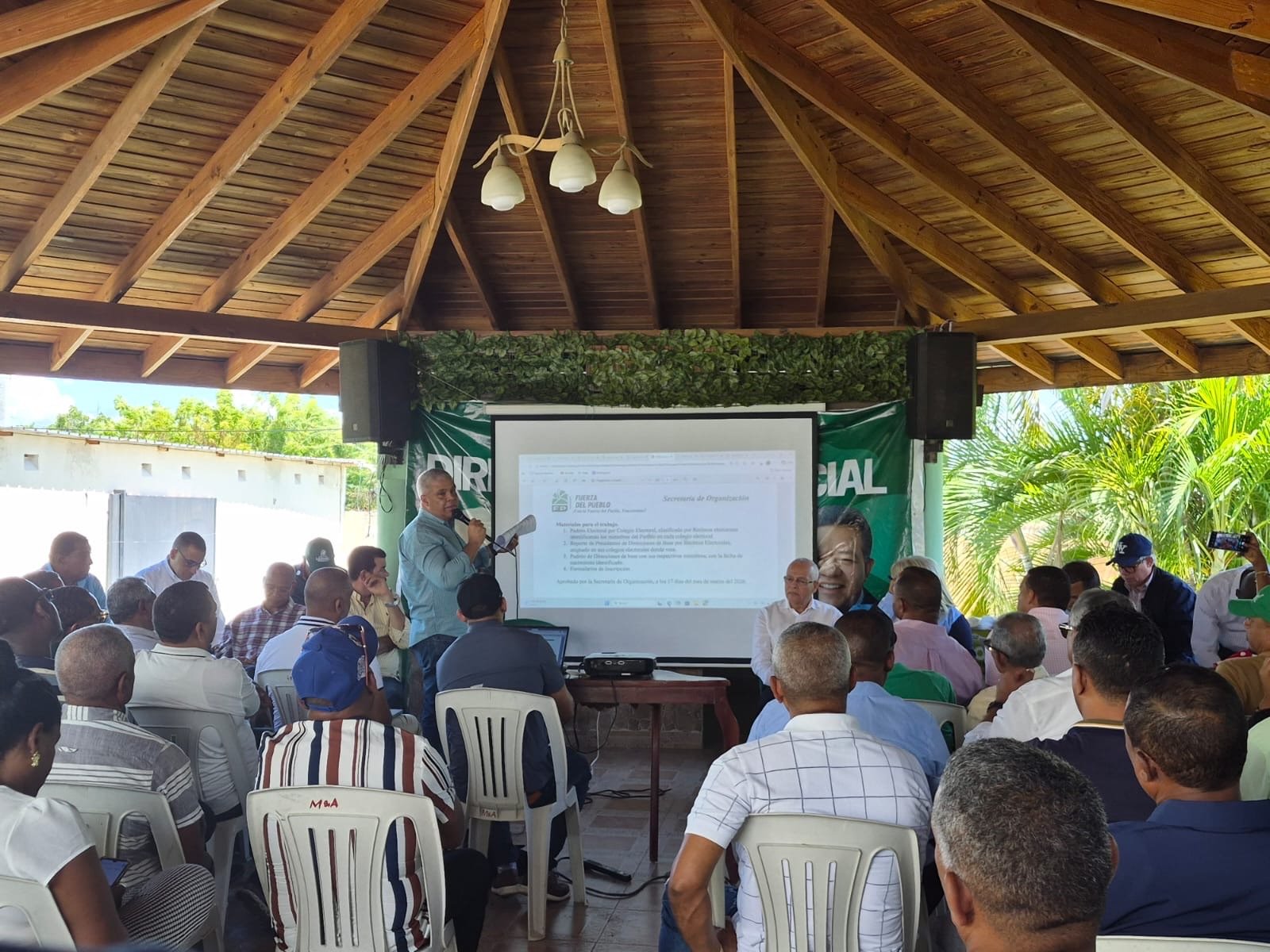 Fuerza del Pueblo desarrolla reunión de trabajo este domingo en Barahona
