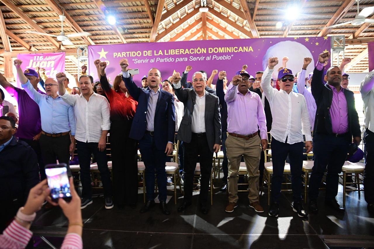 Danilo Medina critica manejo económico del Gobierno ante crisis internacional