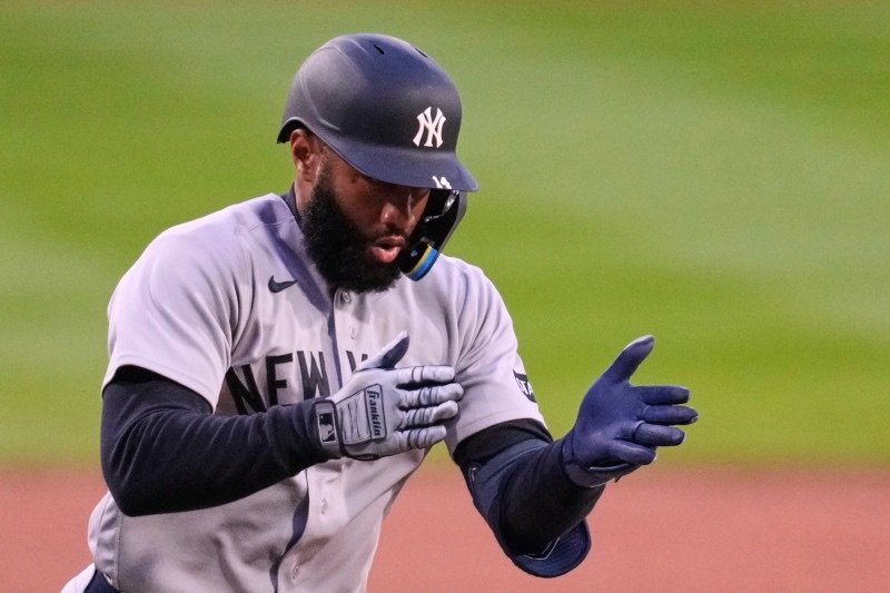 Amed Rosario pega jonrón y remolca cuatro para los Yankees en triunfo ante Boston