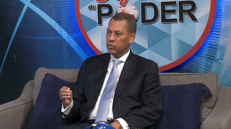 Presidente del INDOTEL alerta sobre noticias falsas en redes