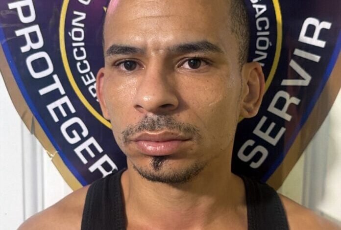 Policía captura a “Cacón”, implicado en asalto a estudiantes captado en video en SDE