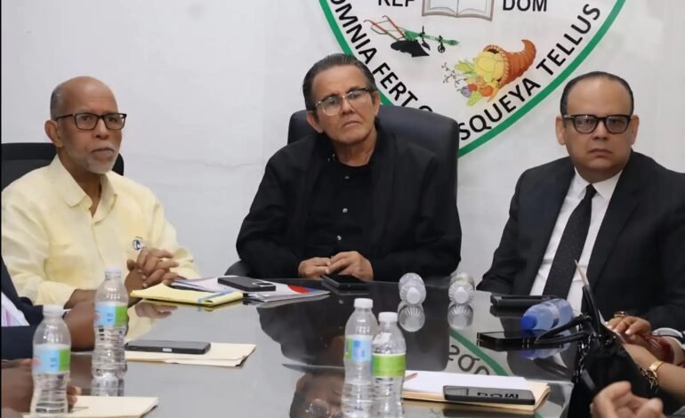 Organizaciones sociales anuncian marcha hacia el Palacio