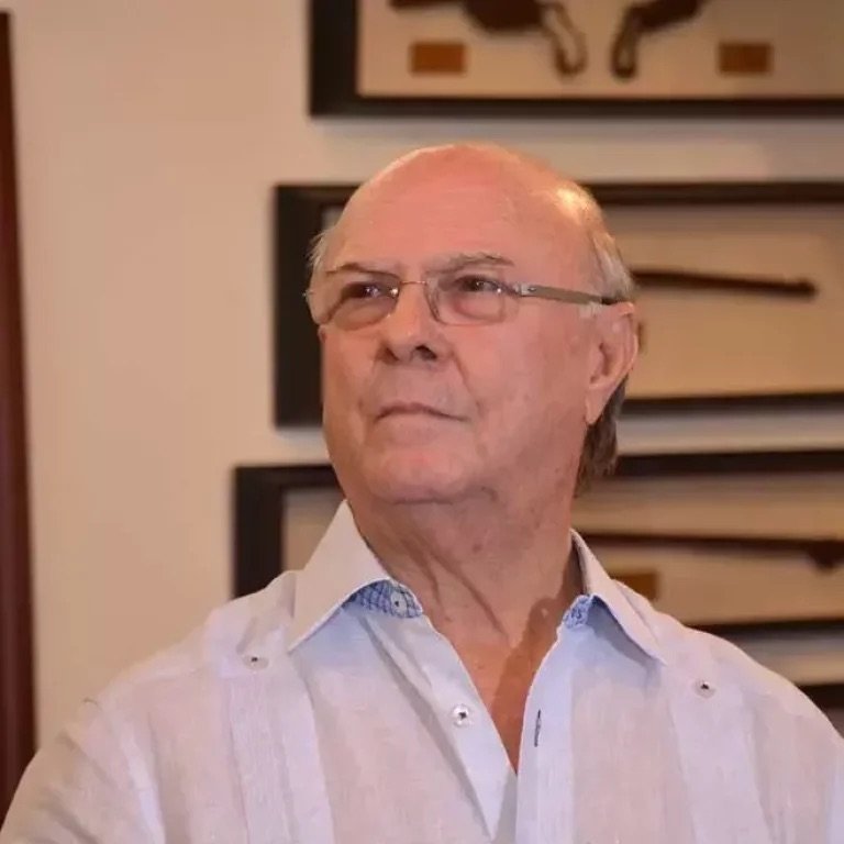Hipólito Mejía llama a permitir realización de estudios técnicos antes de emitir juicios sobre el proyecto minero en San JuanSan Juan.-