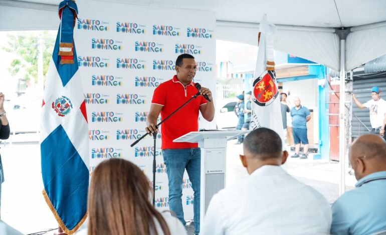Alcaldía del Distrito Nacional lleva a Villa Francisca su gran operativo médico y social