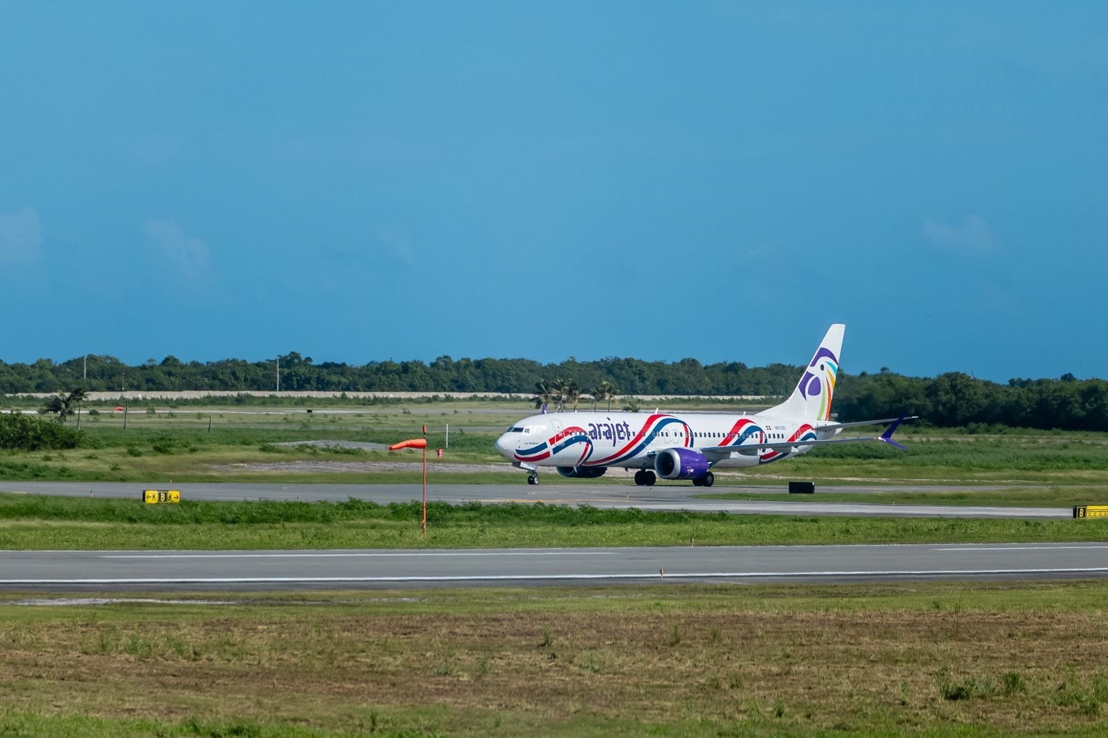 Arajet ofrecerá vuelos a pasajeros afectados por cancelaciones de Spirit Airlines en Boston y Miami durante mayo