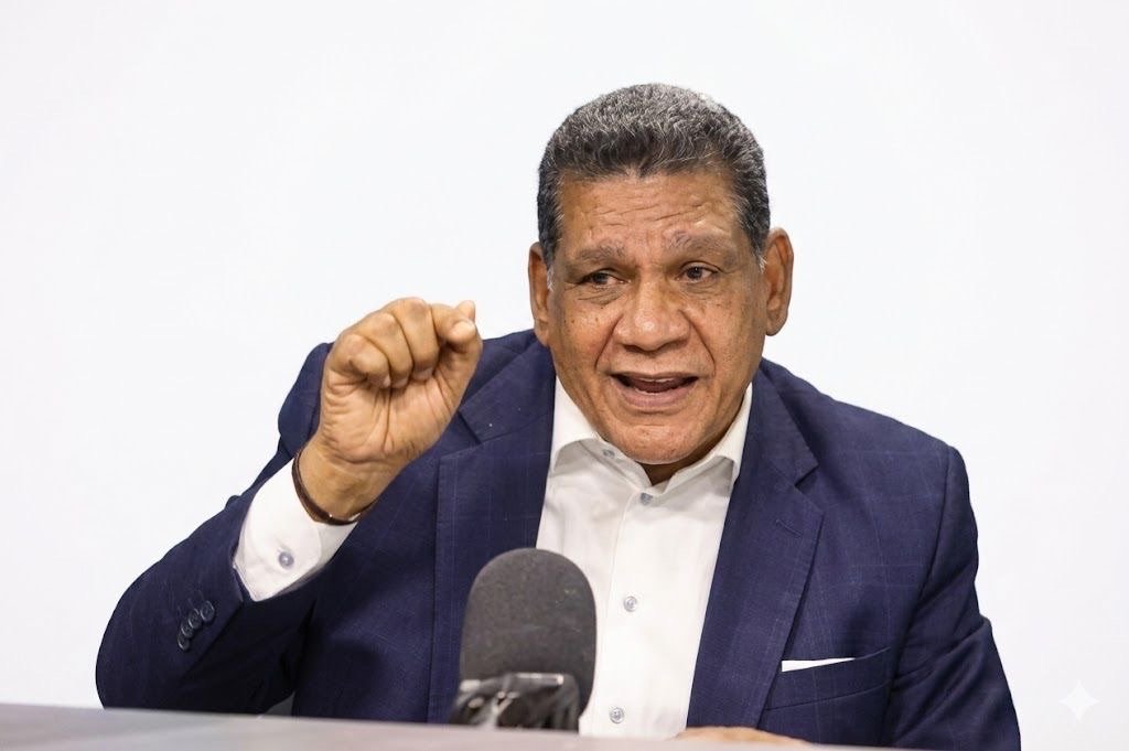 Rubén Maldonado acusa al Gobierno de improvisar medidas que no resuelven la crisis y debilitan la democracia