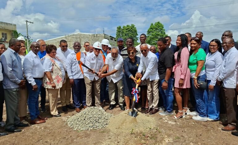 Gobierno deja iniciados los trabajos de construcción de nuevo CAIPI y un Politécnico en Boca Chica