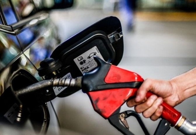Gobierno congela precios de las gasolinas y el GLP con subsidio de RD$1,657 millones