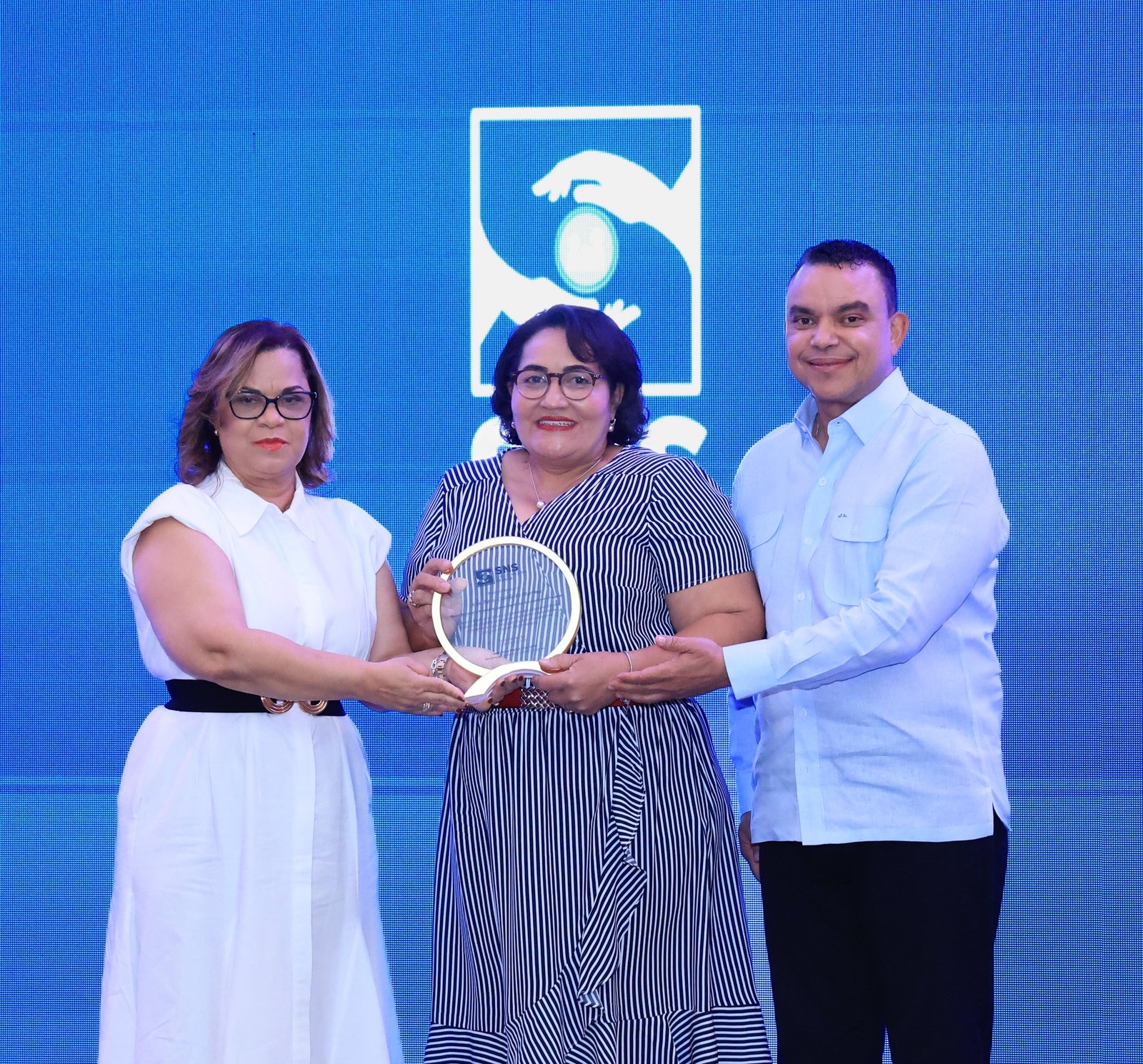SNS celebra la tercera edición del Premio Nacional al Personal de Apoyo Diagnóstico