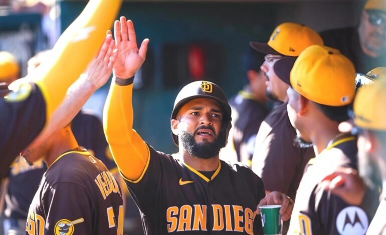 ¡Por fin! El dominicano Rodolfo Durán debuta en MLB