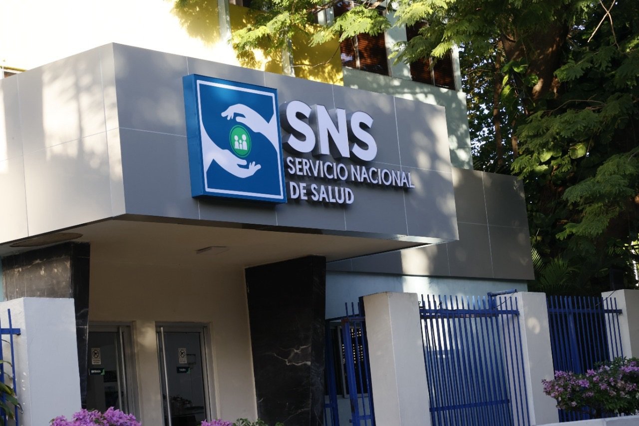 Gobierno, a través de la Vicepresidenta y el director del SNS, convoca gremios de enfermería el próximo lunes
