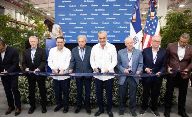 Presidente Abinader participa en la inauguración de la nueva sucursal de PriceSmart en La Romana