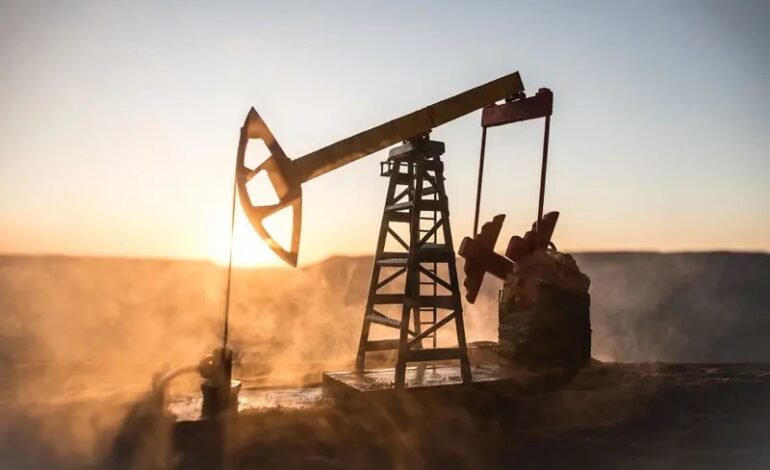 Petróleo de Texas cae a 98,26 dólares, por expectativas de avance EEUU-Irán