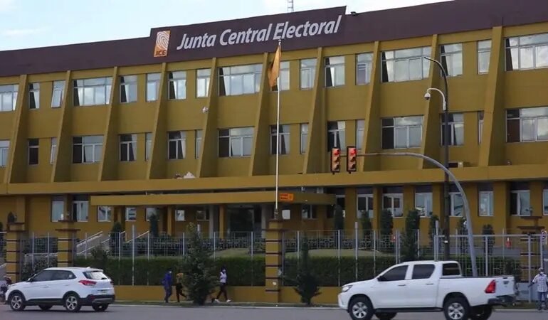 ADEIMO expresa preocupación por reglamento de la JCE que limita publicación de encuestas electorales