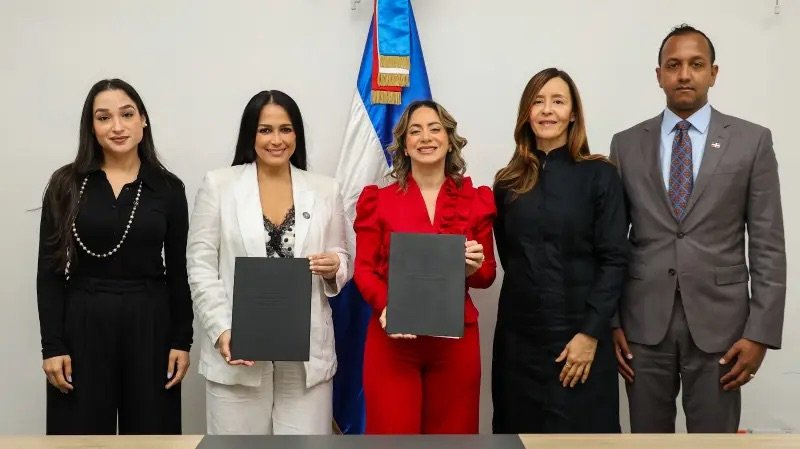 INDEX, Ministerio de la Mujer y Cámara de Comercio de Madrid impulsan programa de formación para mujeres dominicanas en España