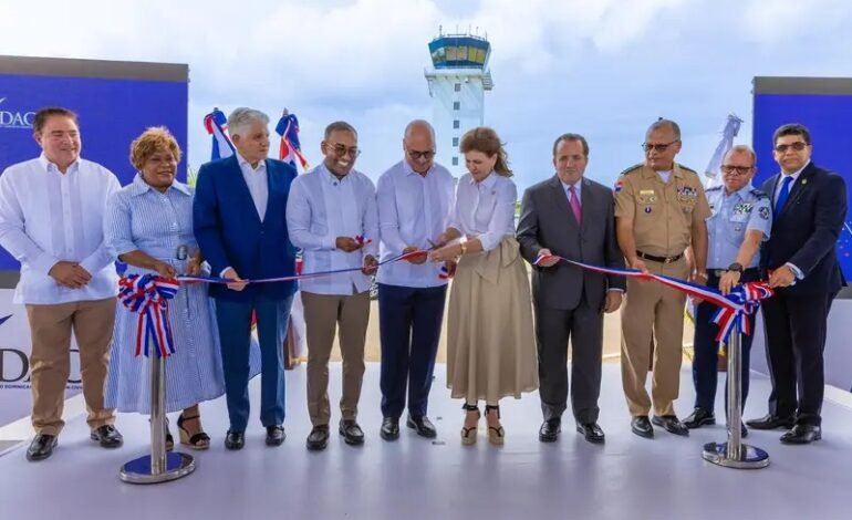 IDAC, DA y FARD inauguran torre de control y sistema de balizamiento de pista en la Base Aérea de San Isidro