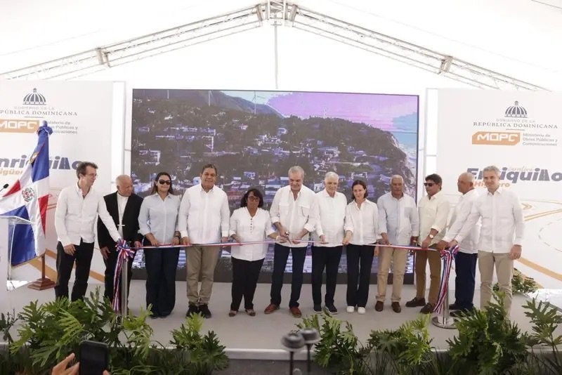 Abinader conecta al Sur con nuevas oportunidades al inaugurar carretera Enriquillo–El Higüero