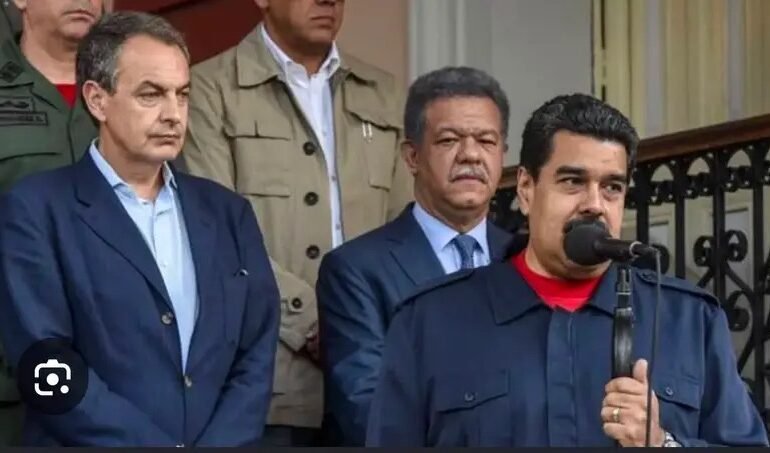 Sale a relucir fotografía de Leonel Fernández junto a Maduro y Zapatero en medio de controversias sobre Venezuela