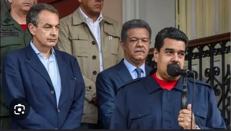Sale a relucir fotografía de Leonel Fernández junto a Maduro y Zapatero en medio de controversias sobre Venezuela