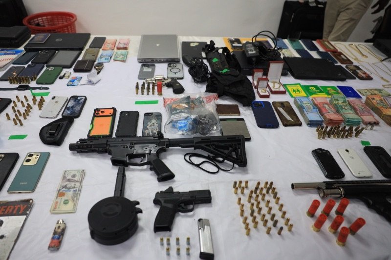 Desmantelan red internacional dedicada al tráfico ilegal de armas