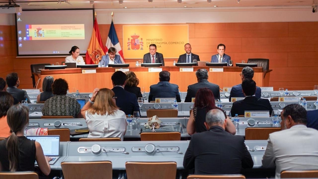 Yayo Sanz Lovatón busca inversiones con empresas de semiconductores españolas