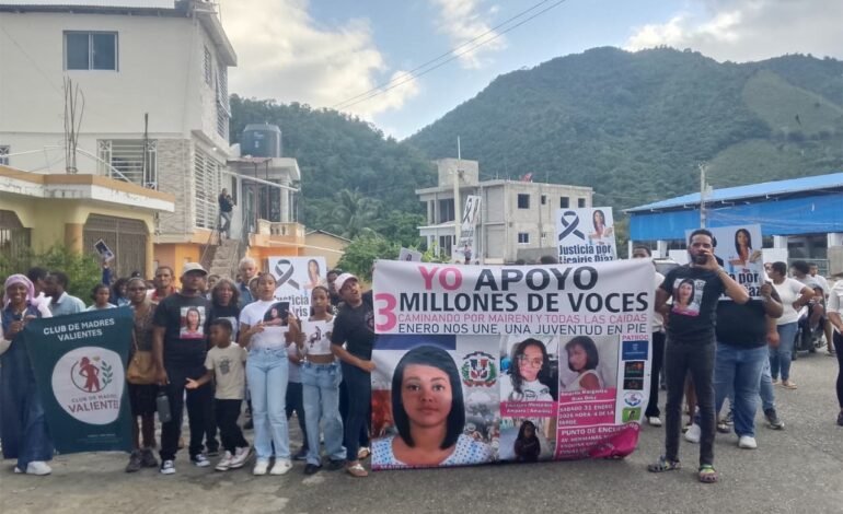 Exitosa caminata en Peralta de Azua exige justicia por Licairis Díaz.