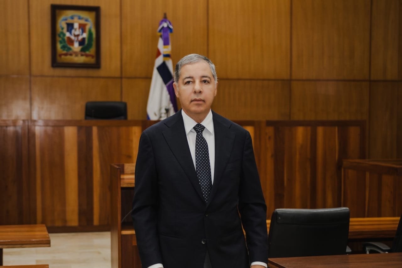 Defensa de Donald Guerrero: “Fallo contradice pruebas que favorecen su inocencia”Los abogados sostienen que la evidencia incorporada al expediente contradice la acusación y mantienen la convicción de que el exministro será finalmente absuelto.