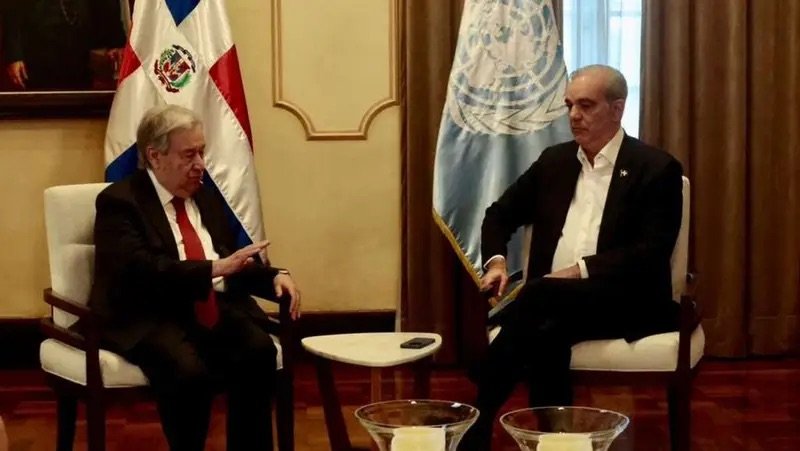 Presidente Luis Abinader se reúne en el Palacio Nacional con el secretario general de la ONU, António Guterres