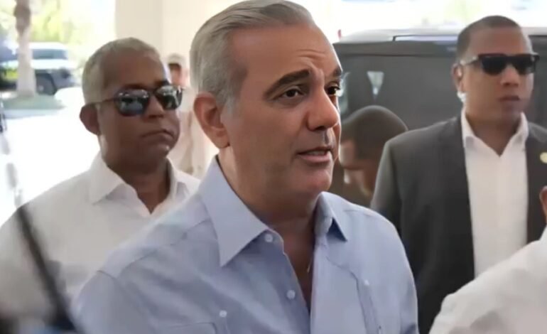 Abinader reafirma respaldo del Gobierno a la cesantía y llama al consenso en la reforma laboral