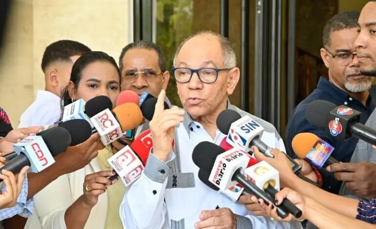 Pepe Abreu advierte empresarios serían los más afectados si fracasa reforma laboral