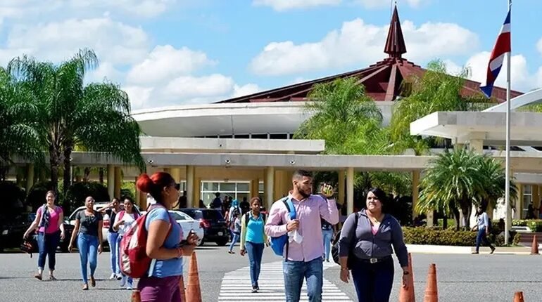 Estudiantes de la UASD manifiestan altas expectativas con nuevas autoridades