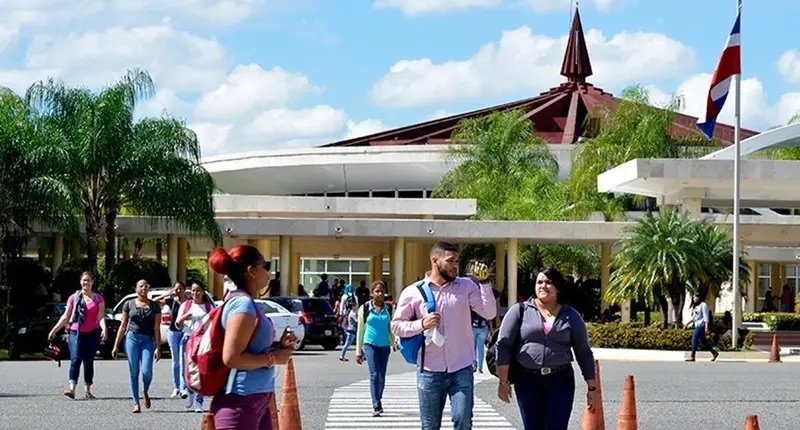 Estudiantes de la UASD manifiestan altas expectativas con nuevas autoridades