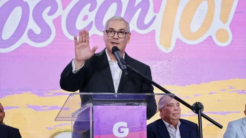 Gonzalo afirma que está «listo para servir y ser el próximo presidente de la República»