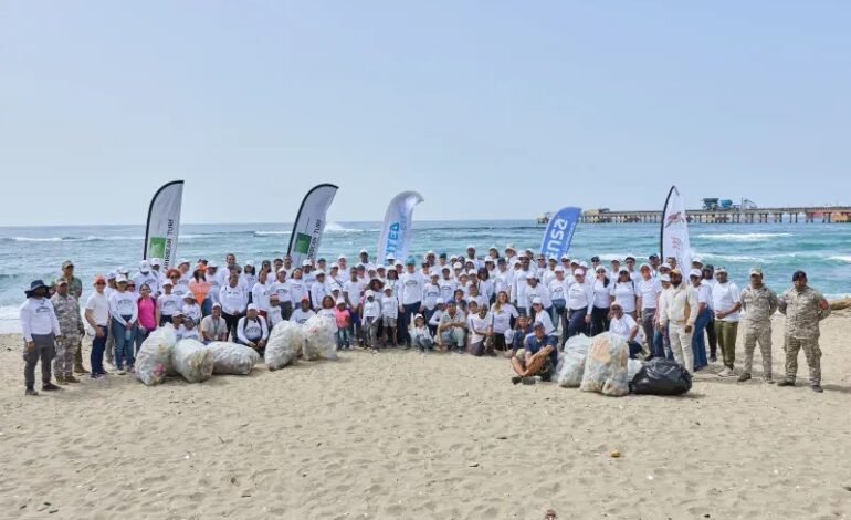 Realizan limpieza de Playa Gringo de Haina por el día Mundial de los Océanos