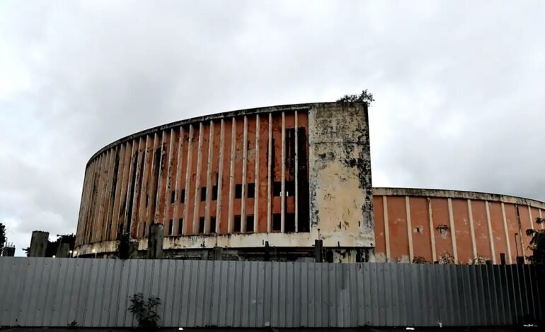 Teatro Agua y Luz: de ícono cultural a símbolo del abandono; el Gobierno anuncia su rescate