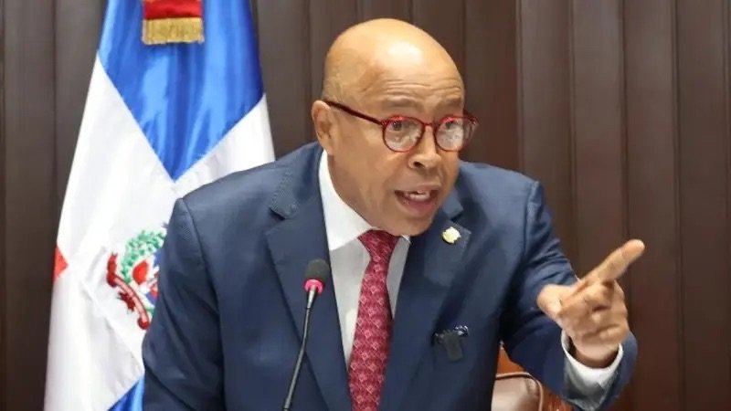 Pacheco lamenta derrota de Adriano Espaillat; dice RD pierde espacio en congreso EE.UU.