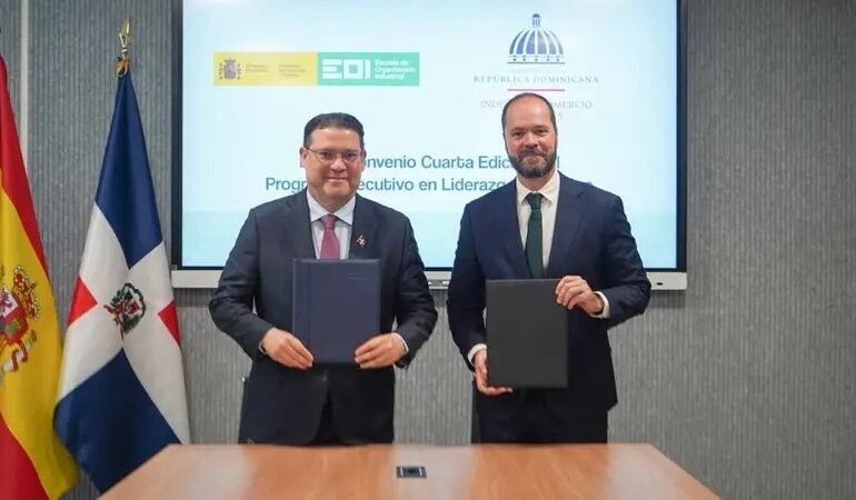 Yayo impulsa formación especializada para mujeres del sector industrial dominicano