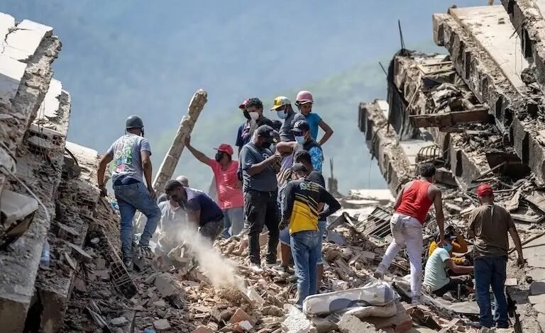 Aumentan a 1,450 los muertos por terremotos en Venezuela; La Guaira concentra la devastación
