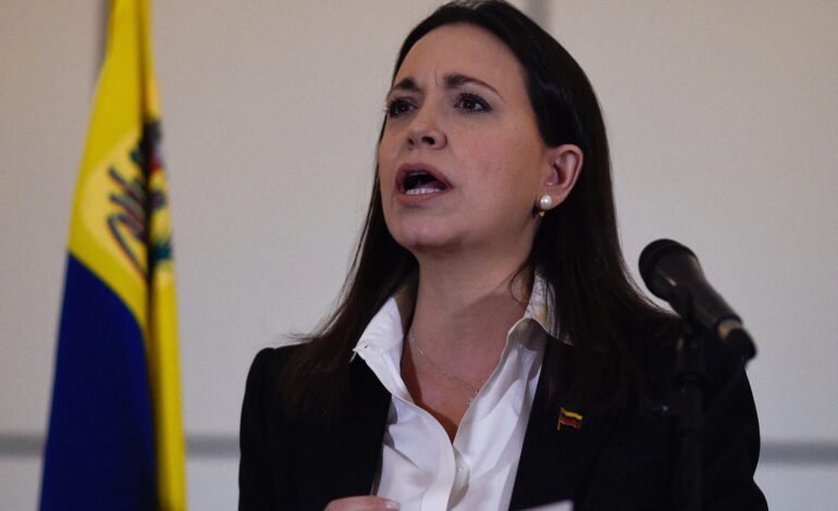 María Corina Machado dice que regresará a Venezuela tras los terremotos